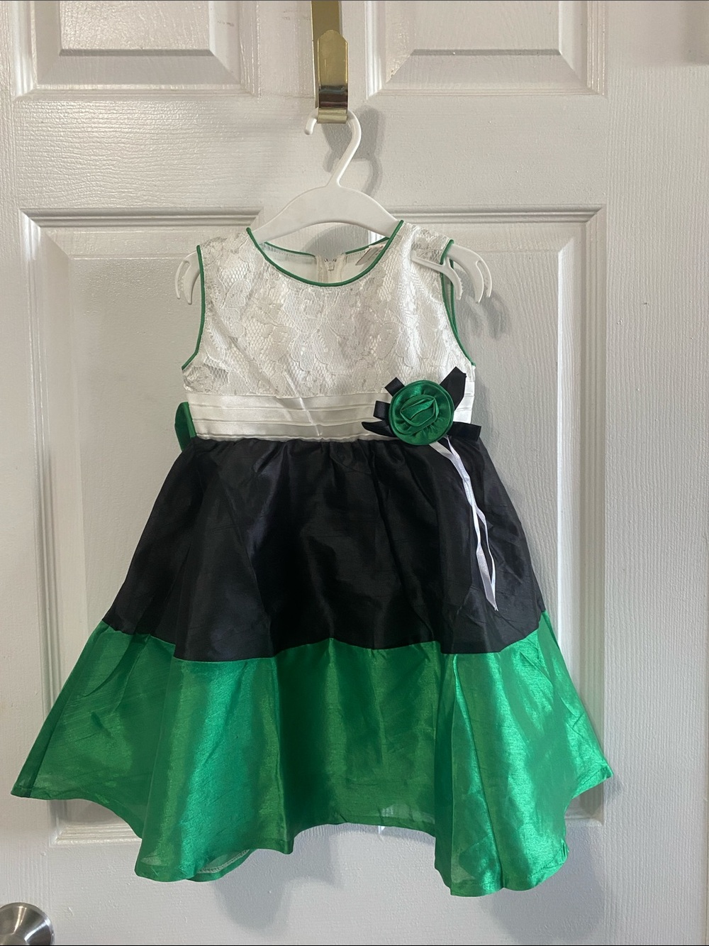 Toddler Girls Special Occasion Holiday Dress 3T -Green & Black Color-Block